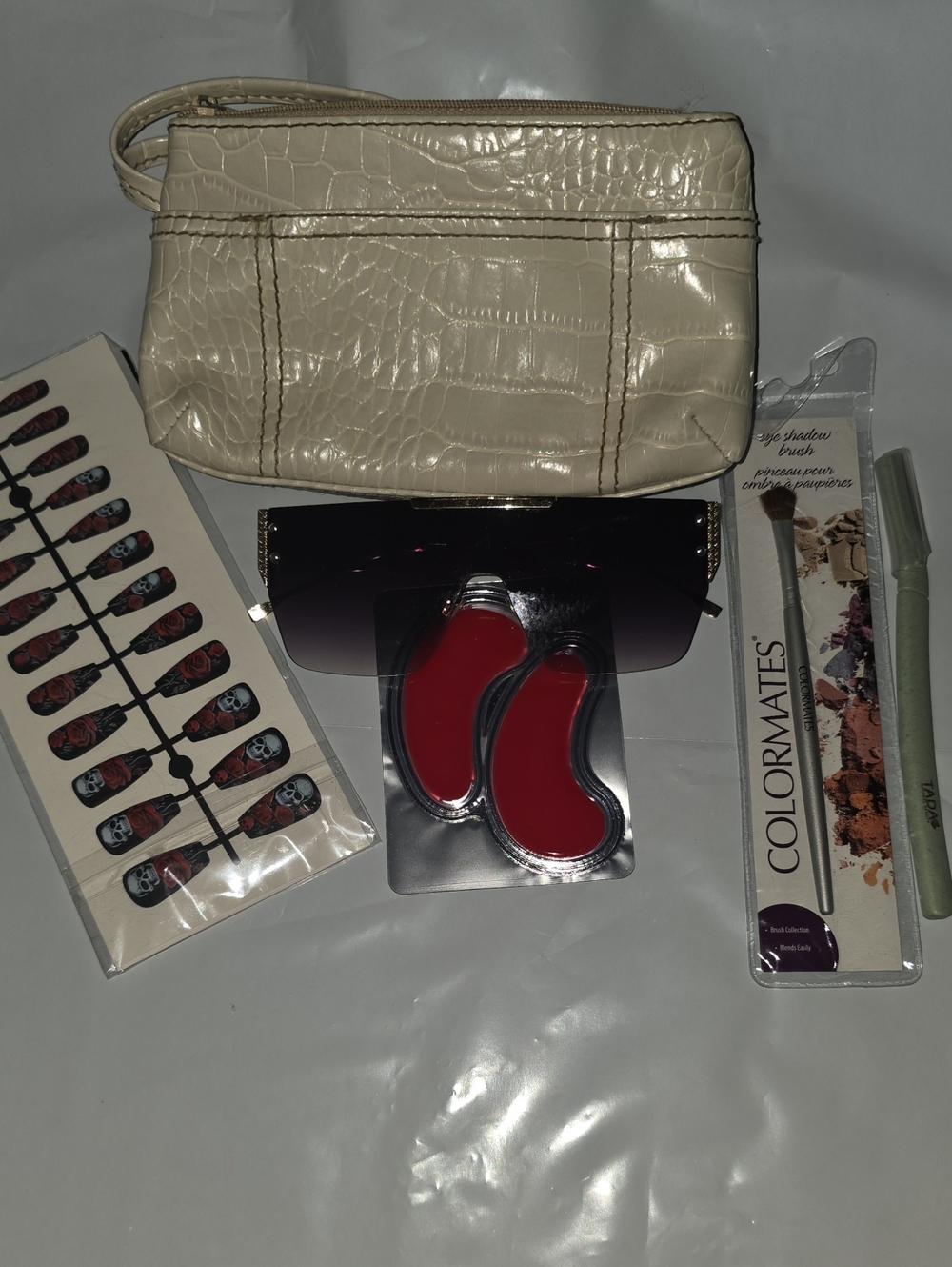 GET IT TOGETHER BUNDLE 6PC- RED WITH ENVY